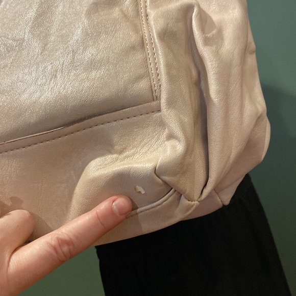 Guess Nude Rosata Handbag with Rose Gold Accents and Hanging Charm Bracelet - Picture 5 of 10